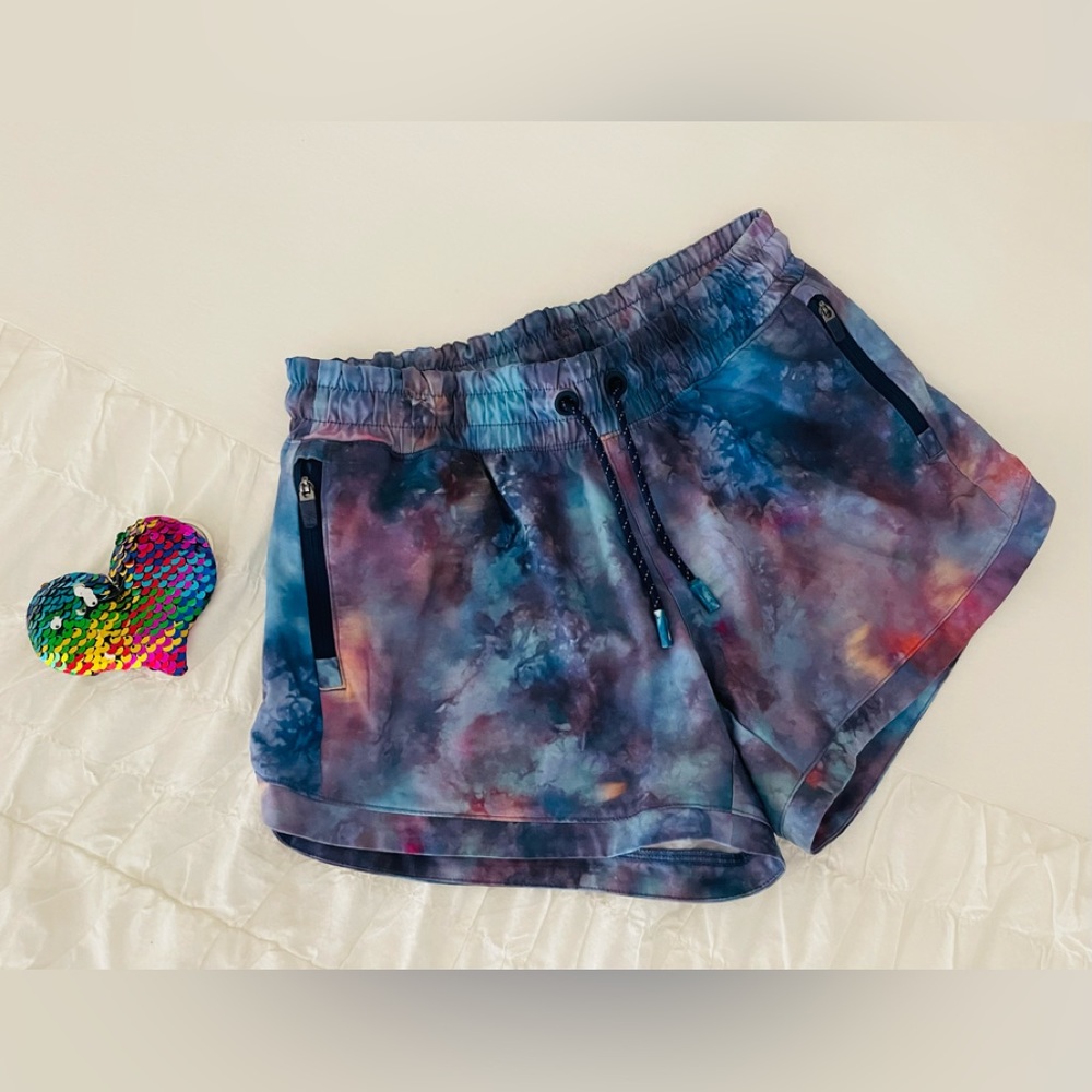 EUC Athleta shorts size 12
